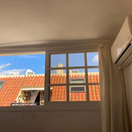 Costa Holidays Downtown Apartment *
